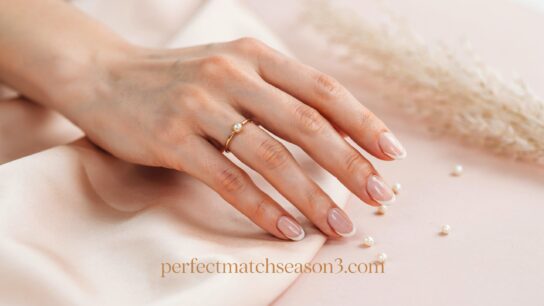 White French Tip Nails